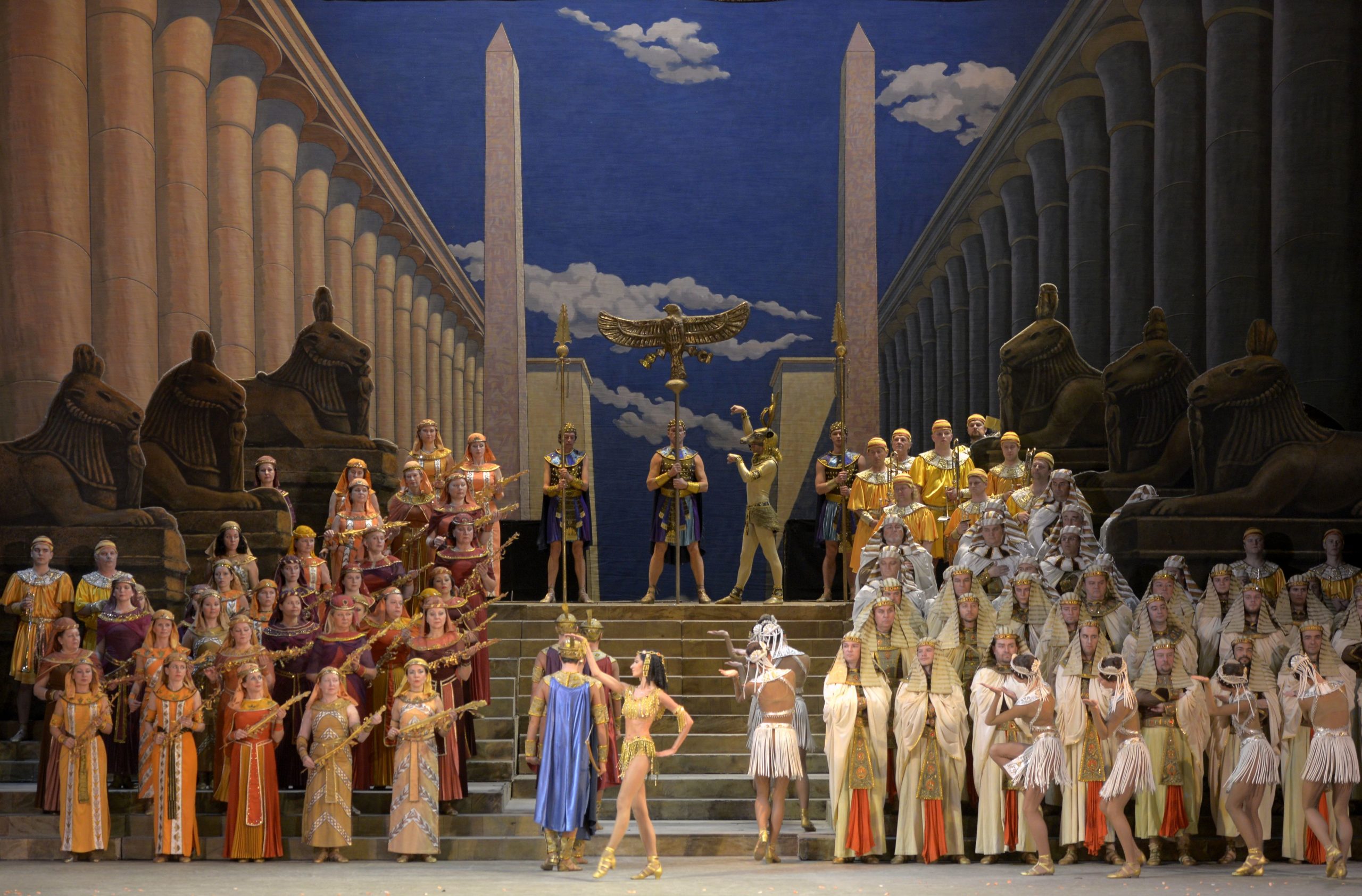 Искусство в мире оперы. Театр синтетический вид искусства.