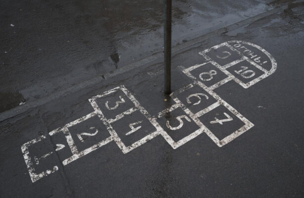 Паблик-ток «Здесь что-то происходит»